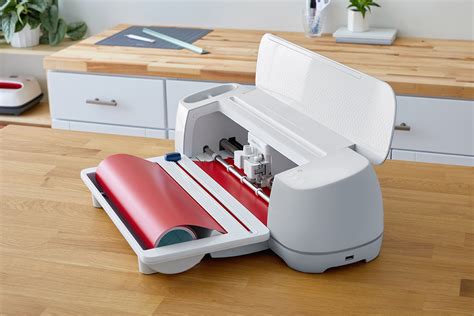 best alternative to cricut maker.